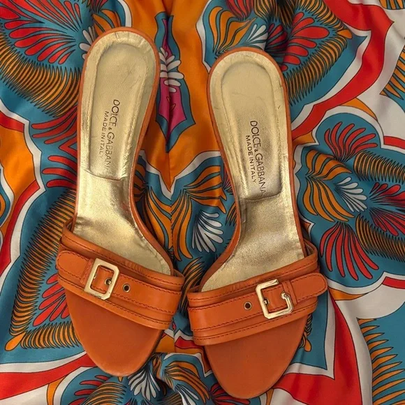 Dolce & Gabbana Vibrant Orange Heel Sandals - Picture 3 of 12